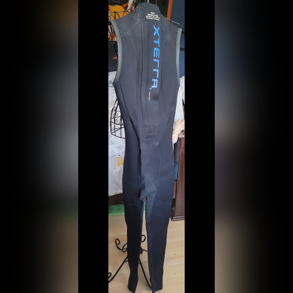 XTERRA women’s Small Long wetsuit blue logo - Picture 3 of 12